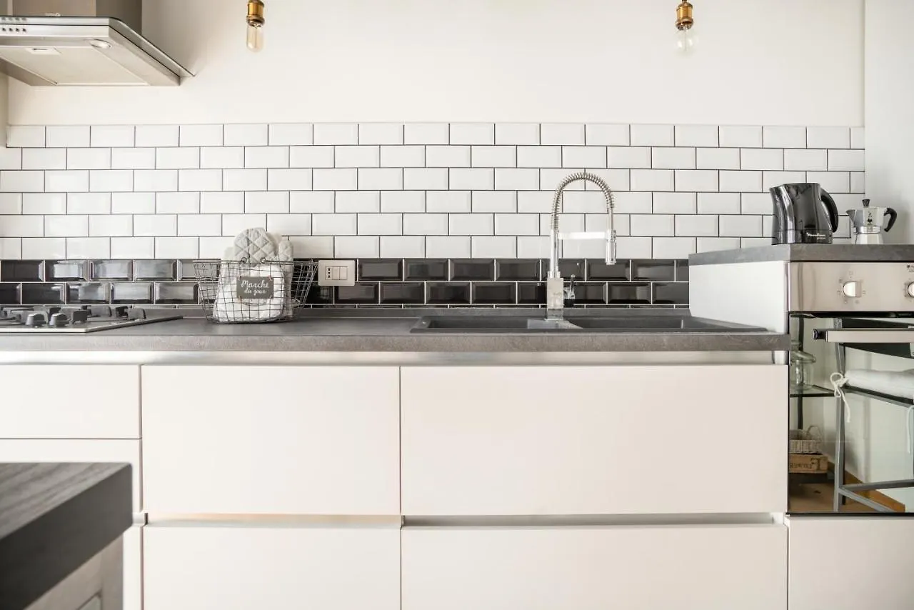 Apartamento Elegante Bilocale in Zona Tortona Milán 0*,
