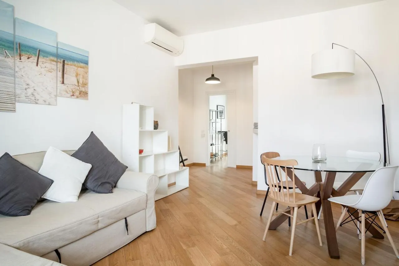 Apartamento Elegante Bilocale in Zona Tortona Milán