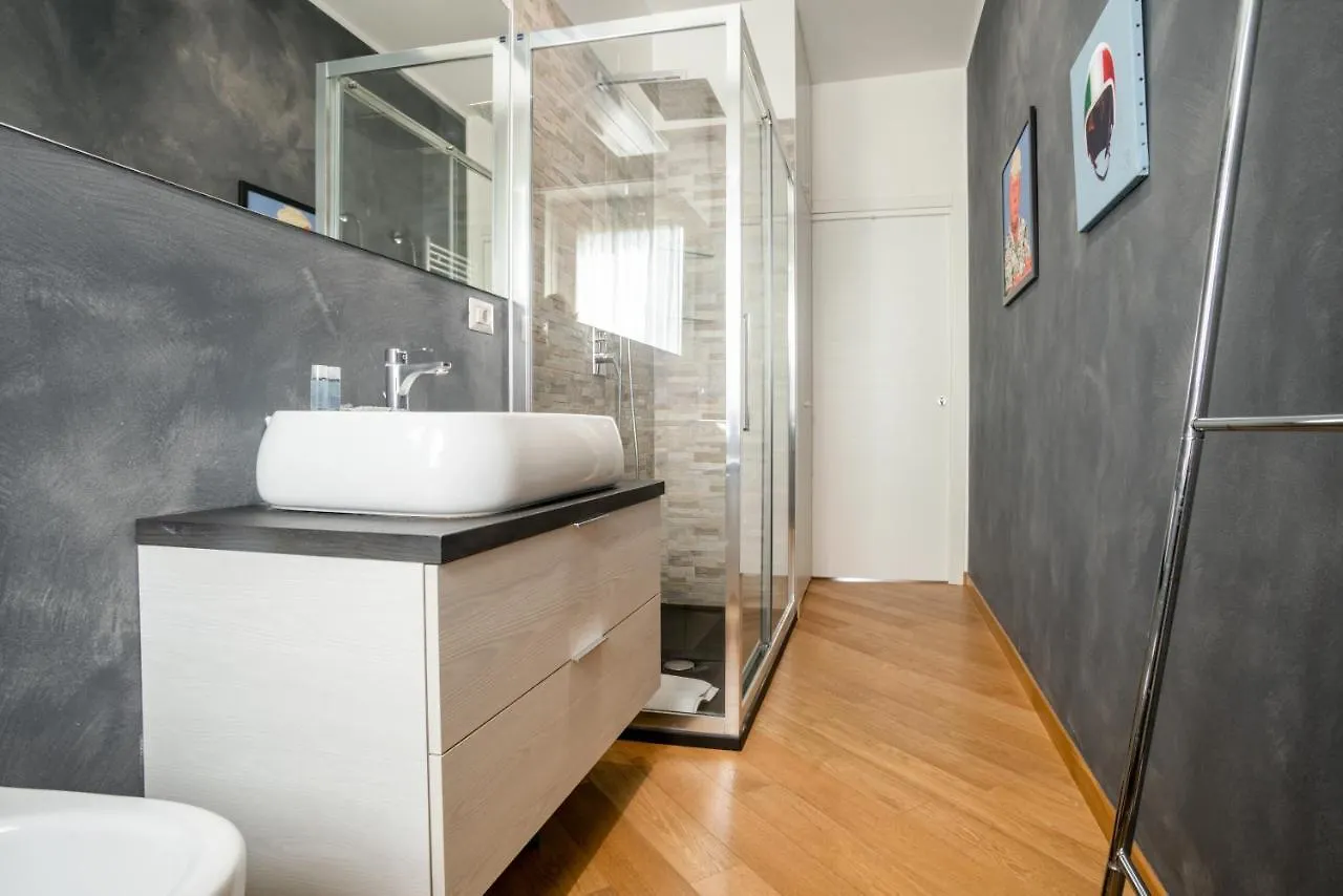 Apartamento Elegante Bilocale in Zona Tortona Milán 0*,  Italia