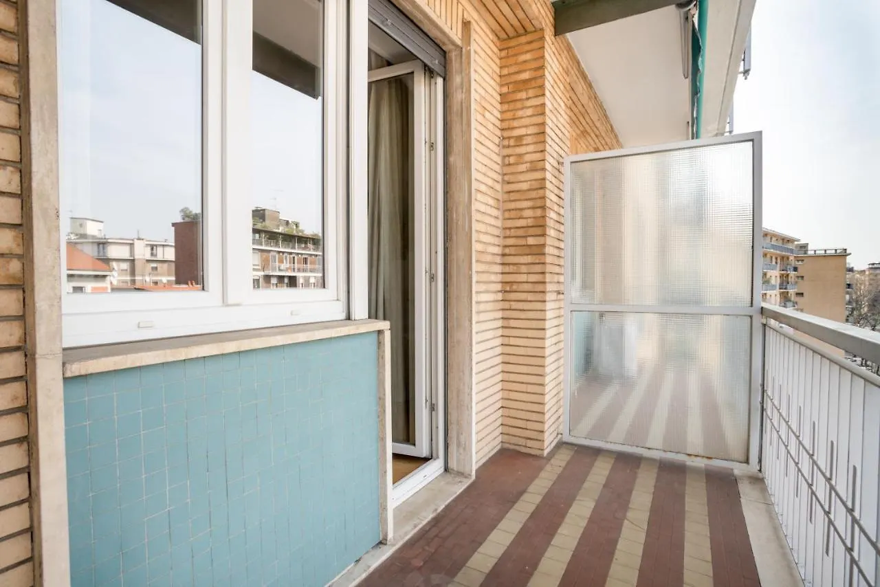 Apartamento Elegante Bilocale in Zona Tortona Milán Italia